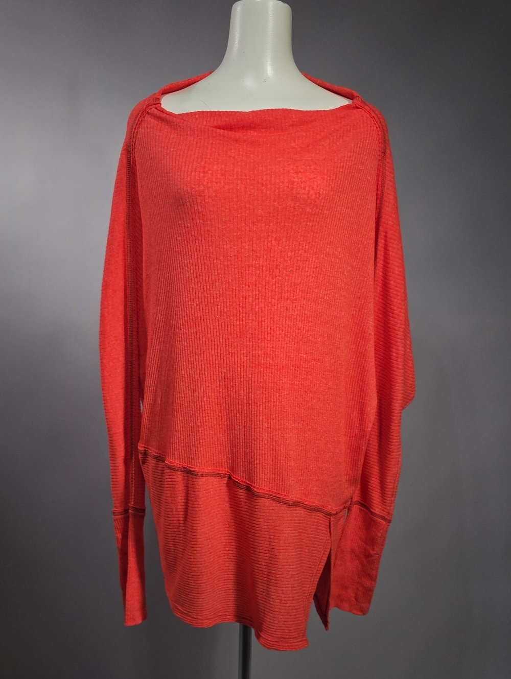 We The Free Coral Off-the-Shoulder Lightweight Sweater R15